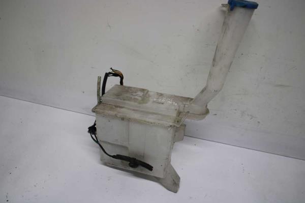 RESERVOIR LAVE GLACE SUZUKI/NISSAN - Vue 2